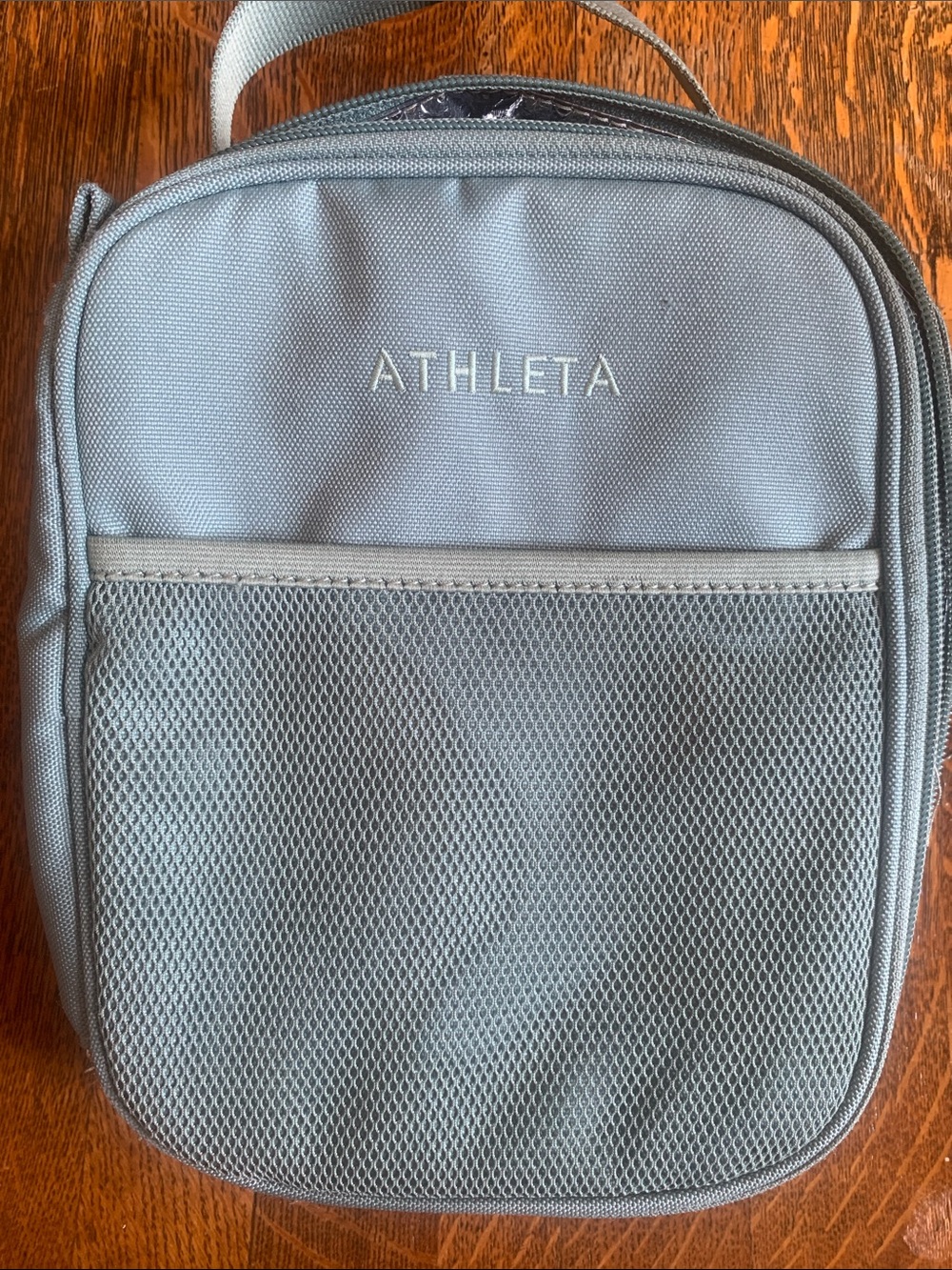 Athleta Insulated Lunch Tote in Sage Green with Silver Lining